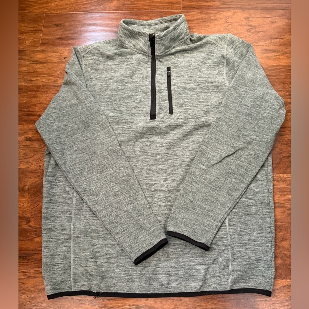 Avalanche Men’s Quarter Zip Size M